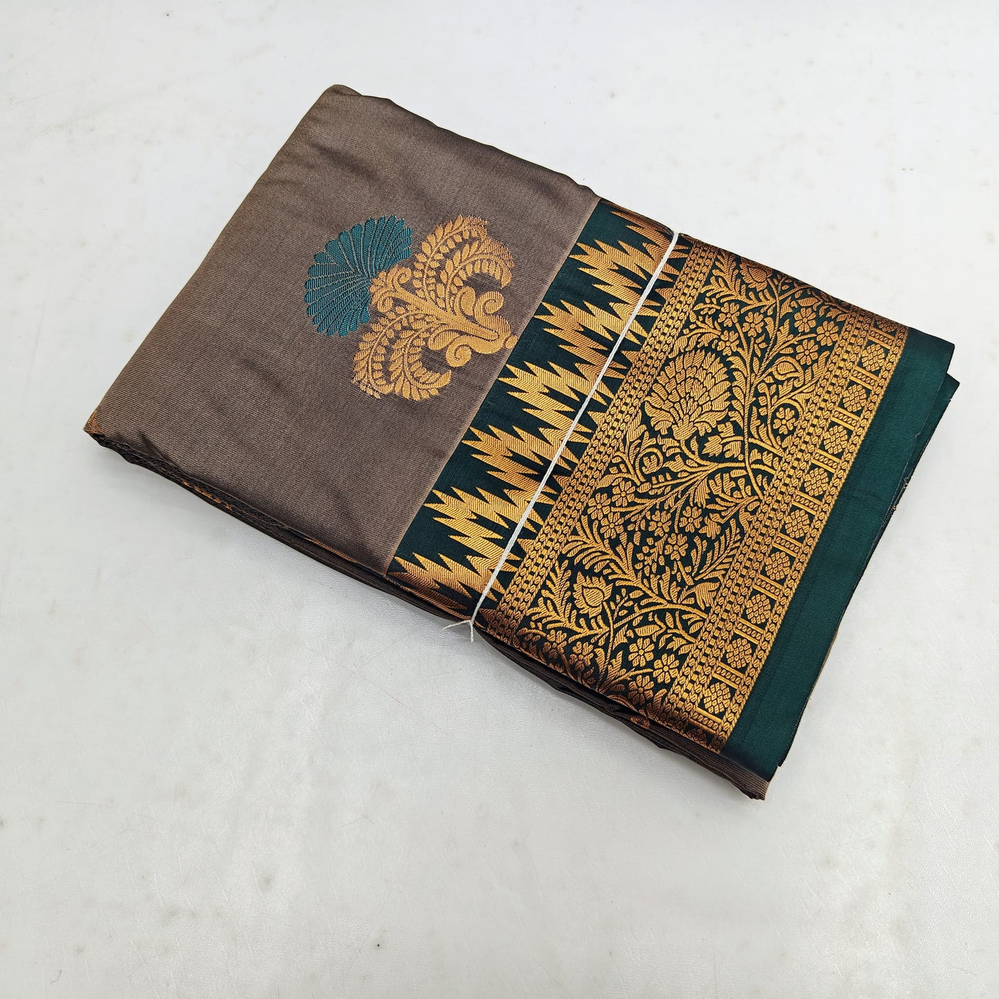 🌺 _Electronic copper Zari SOFT SILK Sarees _🌺