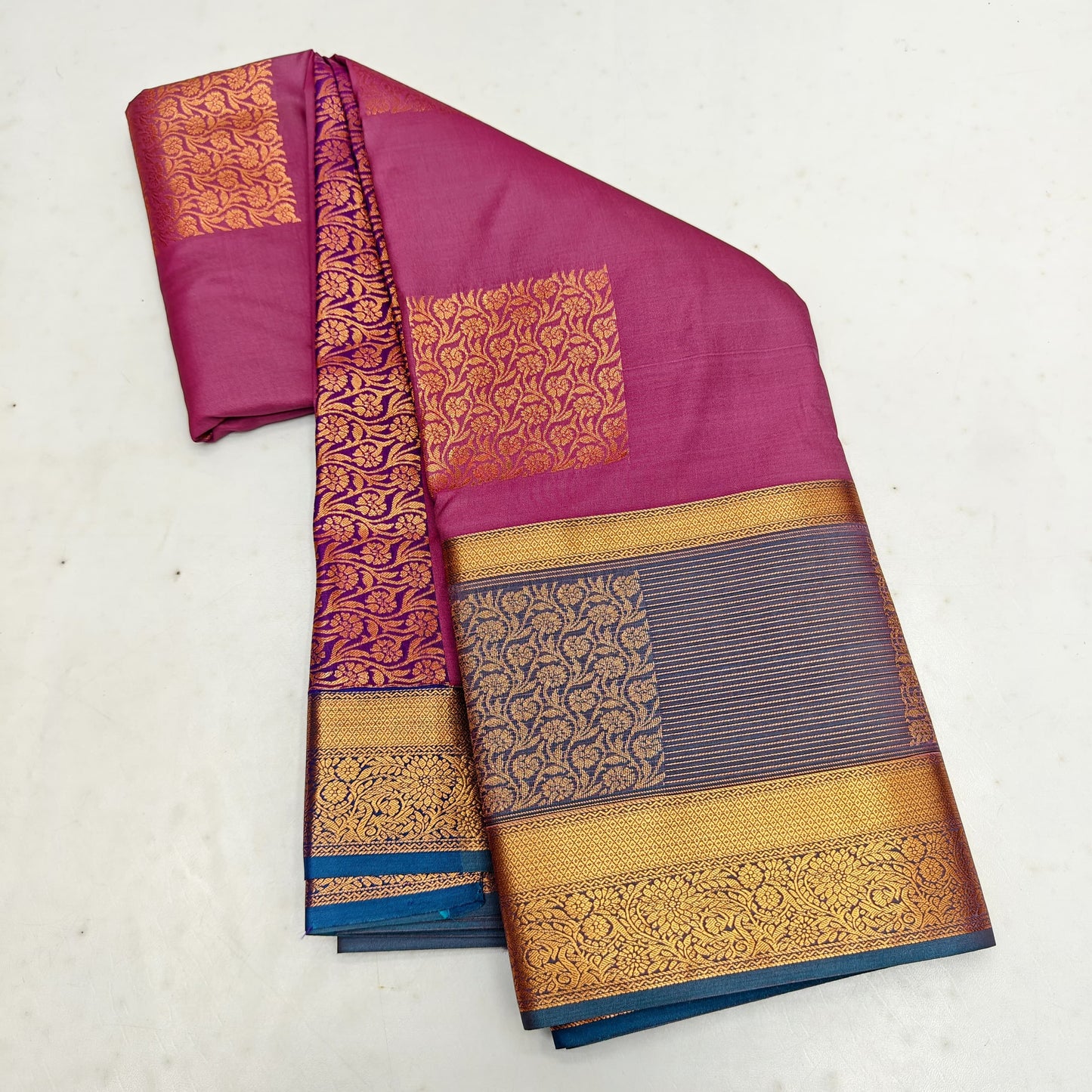 🌺 _Pink copper Zari SOFT SILK Sarees _🌺