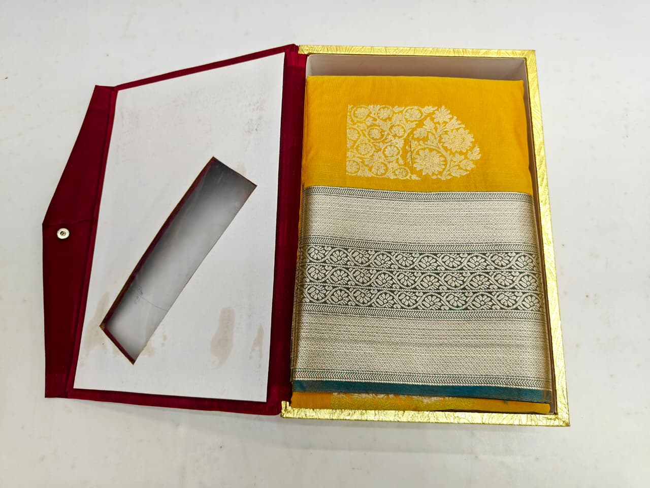 Luxury yarn soft silk sarees🌺